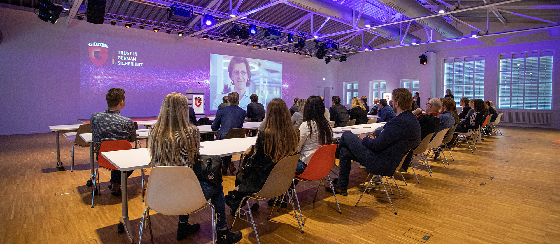 Niederländische Delegation informiert sich auf dem G DATA Campus